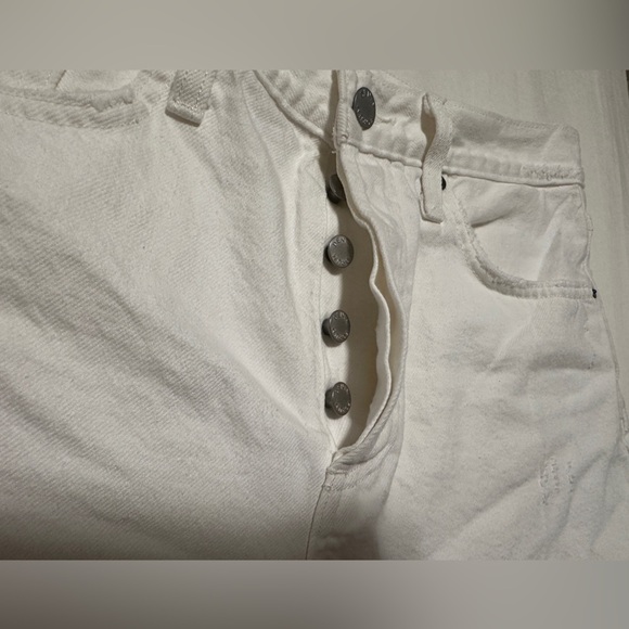 Denim Forum Aritzia White Denim Yoko High Rise Jean Short Size 28 - Picture 4 of 7
